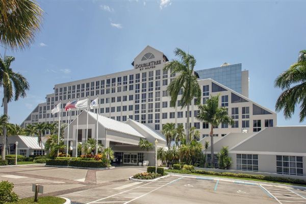 Doubletree By Hilton Deerfield Beach Boca Raton - Pompano Beach, FL