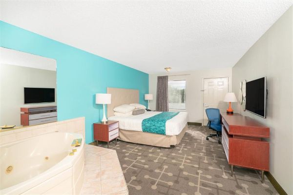 Howard Johnson By Wyndham Aiken - Aiken, SC