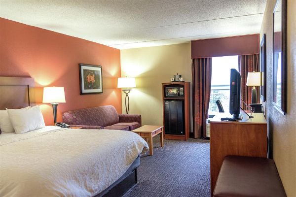 Hampton Inn By Hilton Muskegon - Muskegon, MI