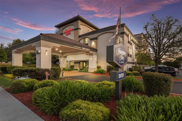 Hampton Inn Oakland/hayward - Castro Valley, CA