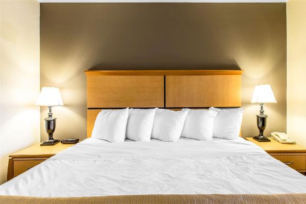 Quality Inn & Suites Silverthorne - Copper Mountain - Dillon, CO