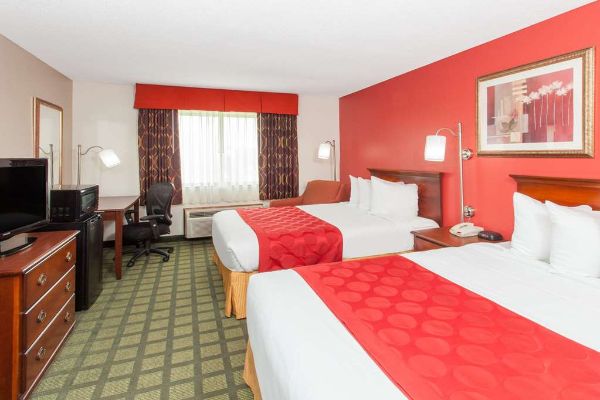 Baymont By Wyndham Decatur Il North - Decatur, IL