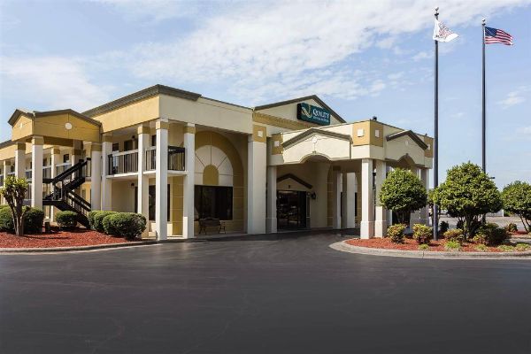 Quality Inn And Suites Mooresville-lake Norman - Davidson, NC