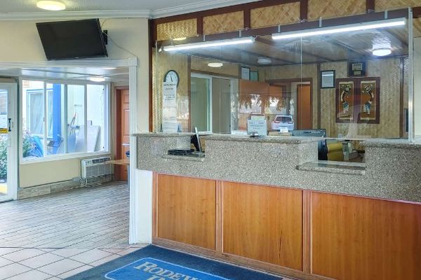Rodeway Inn Seattle Airport - Kent, WA