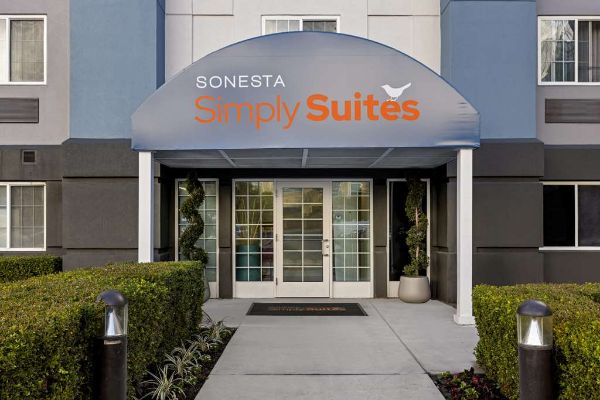 Sonesta Simply Suites Irvine East Foothill - Mission Viejo, CA