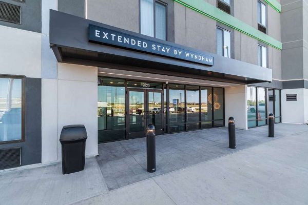 Echo Suites Extended Stay By Wyndham Dallas Plano/frisco - Plano, TX