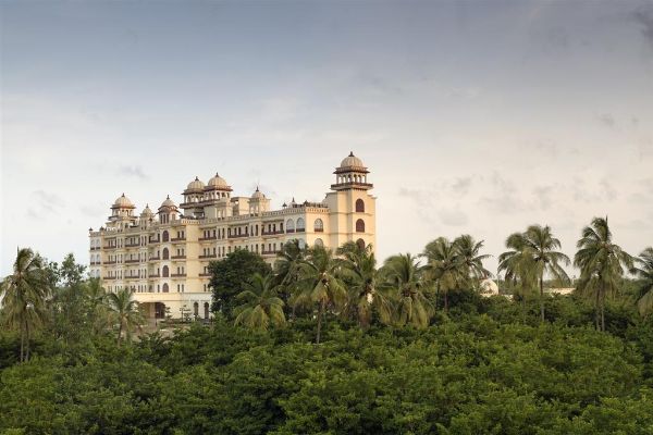 Uday Palace Navsari A Member Of Radisson Individuals A Member Of Radisson Individuals - Navsari