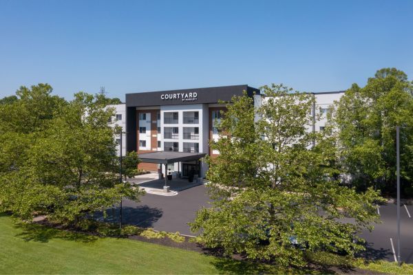 Courtyard By Marriott Edison Woodbridge - Edison