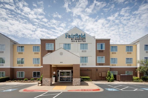 Fairfield Inn And Suites By Marriott Austin-university Area - Austin, TX
