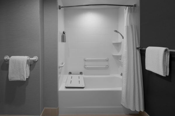 Courtyard By Marriott Los Angeles Burbank Airport - Burbank