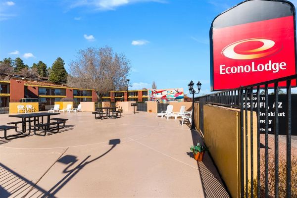 A Dazzler Select By Wyndham Kings House Motor Hotel - Flagstaff, AZ