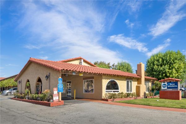 Best Western La Posada Motel - Santa Paula, CA