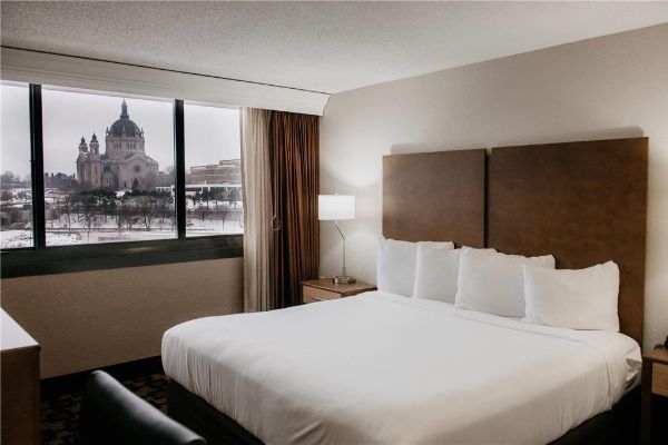 Radisson Hotel St. Paul Downtown - Saint Paul, MN