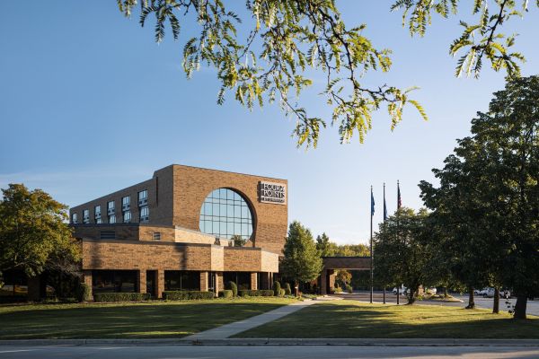 Four Points By Sheraton Milwaukee North Shore - Cedarburg, WI