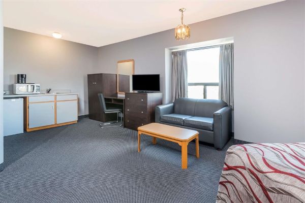 Super 8 By Wyndham Mt Hope Hamilton Intl Arpt On - 해밀턴