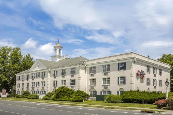 Best Western Plus Morristown Inn - Morristown, NJ