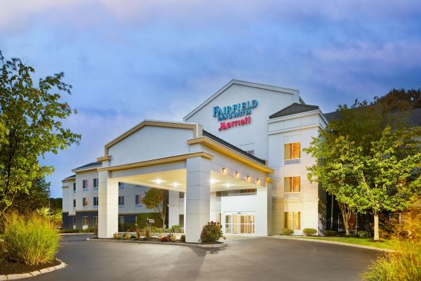 Fairfield Inn And Suites By Marriott Worcester Auburn - Worcester, MA