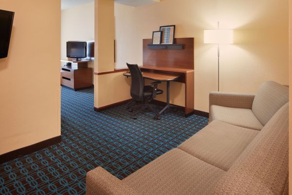 Fairfield Inn And Suites By Marriott Frankfort - Frankfort, KY