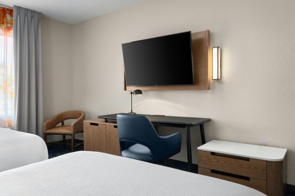 Fairfield Inn And Suites By Marriott Sacramento Airport Natomas - Sacramento, CA