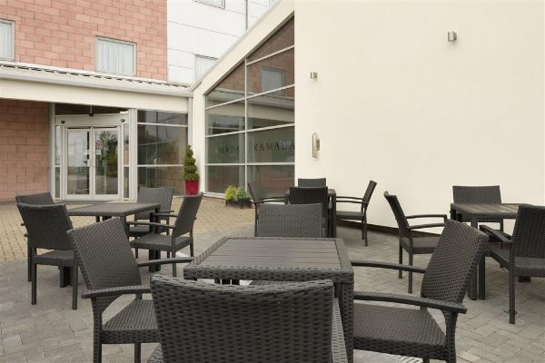 Ramada By Wyndham Wakefield - Wakefield