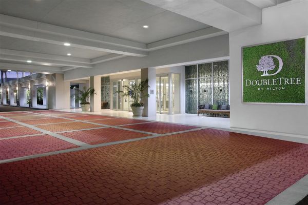 Doubletree By Hilton Hotel At The Entrance To Universal Orlando - Orlando