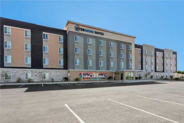Everhome Suites Yuma East I-8 - 유마
