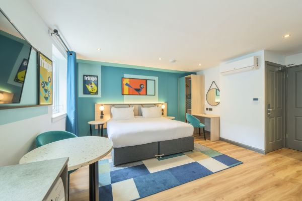 Holyrood Aparthotel - Edinburgh