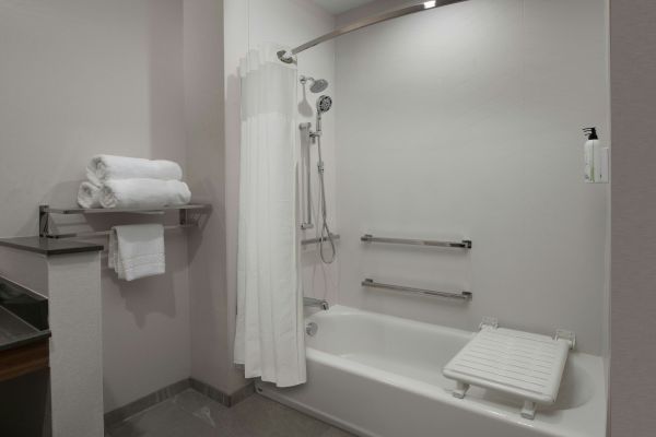 Fairfield By Marriott Inn And Suites Desoto Dallas South - DeSoto, TX
