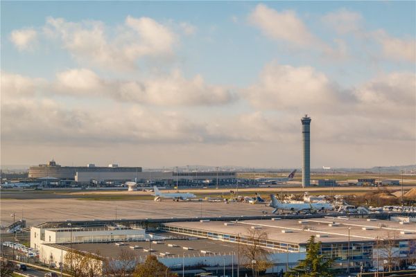 Radisson Blu Cdg Airport Terminal Hotel Paris - Le Mesnil-Amelot