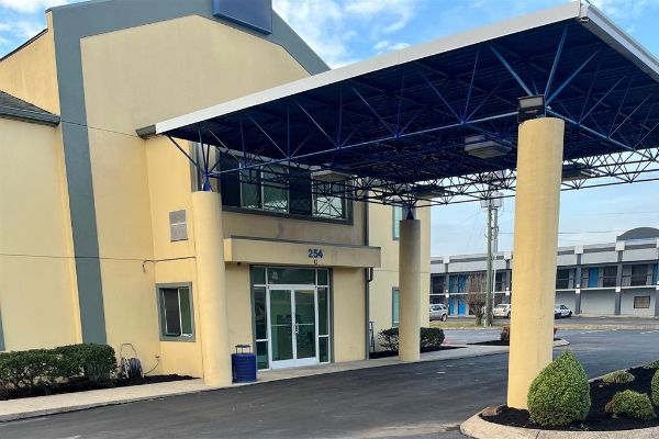 Howard Johnson By Wyndham Clarksville Tennessee - 克拉克斯維爾