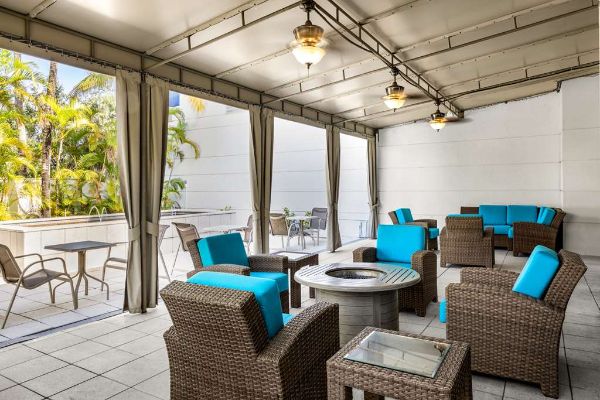 Hilton Garden Inn West Palm Beach Airport - Palm Beach, FL