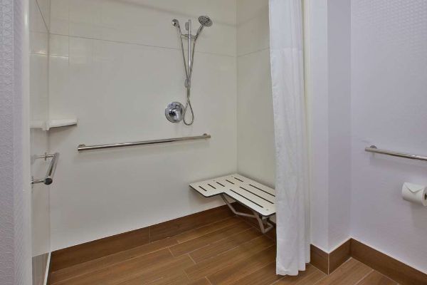 Hampton Inn By Hilton Commerce Novi - Novi, MI