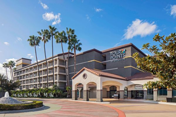 Four Points By Sheraton Anaheim - アナハイム, CA