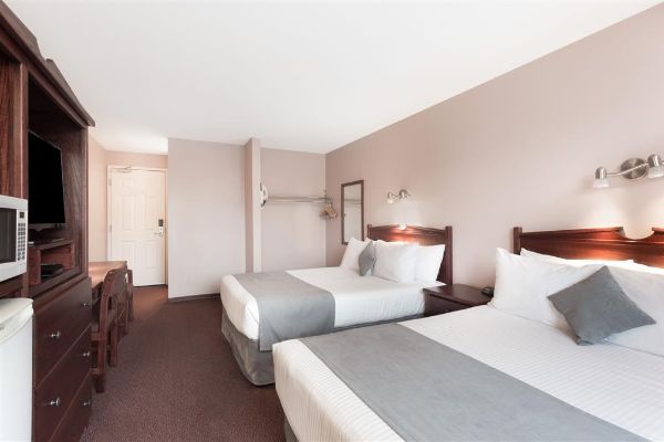 Super 8 By Wyndham Lake Country/winfield Area - Kelowna