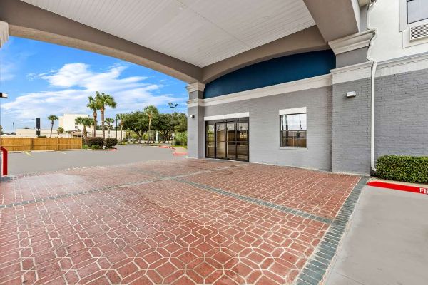Sonesta Essential Beaumont - Beaumont, TX