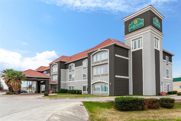 La Quinta Inn & Suites By Wyndham Seguin - Seguin, TX