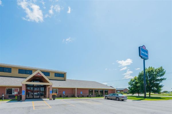 Americinn By Wyndham Ames - Ames, IA