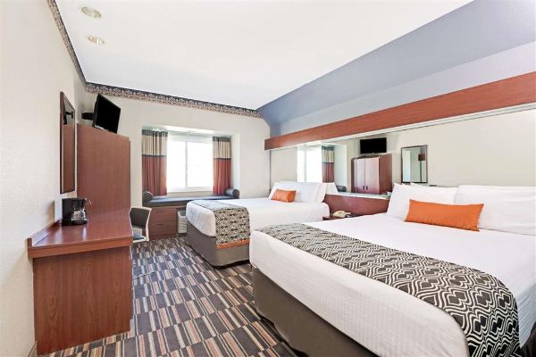 Microtel Inn & Suites By Wyndham Urbandale/des Moines - Des Moines, IA