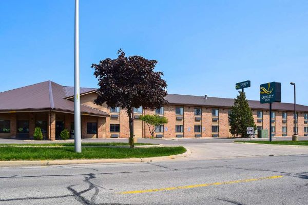 Quality Inn Dundee - Dundee, MI
