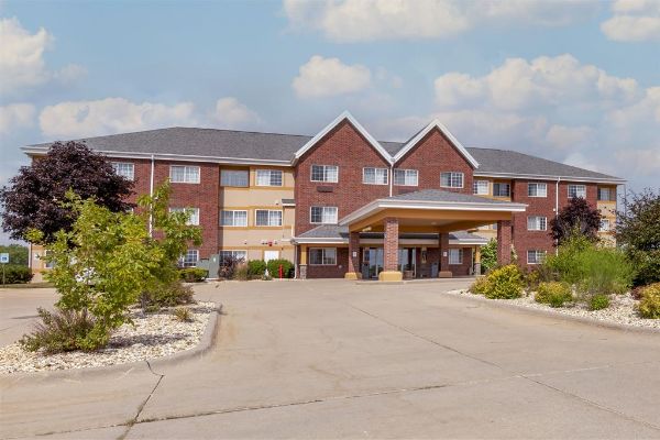Mainstay Suites Dubuque At Hwy 20 - Dubuque, IA