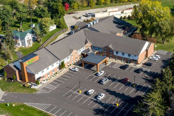 Wyndham Garden Galena Hotel & Day Spa - Galena, IL