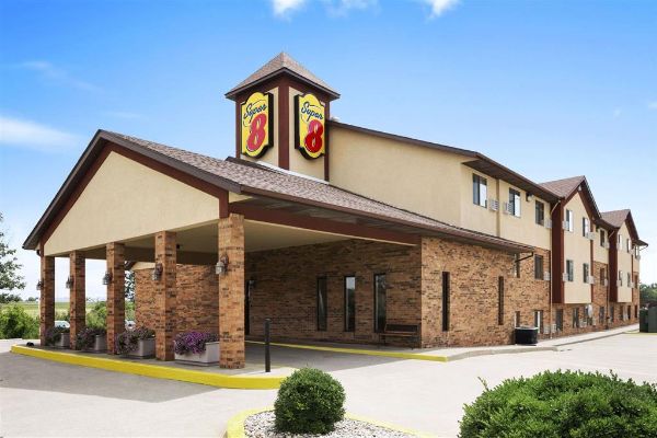 Super 8 By Wyndham Marion - Marion, IL