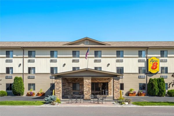 Super 8 By Wyndham Kalispell Glacier National Park - Kalispell, MT