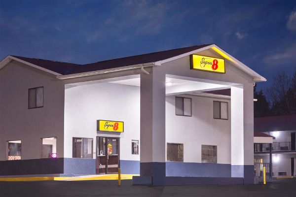 Super 8 By Wyndham Locust Grove - McDonough, GA