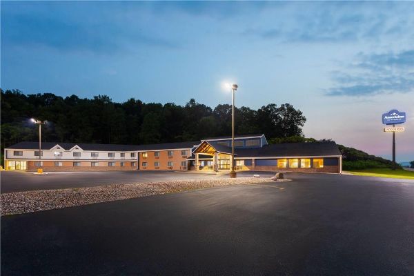 Americinn By Wyndham West Salem - La Crosse, WI