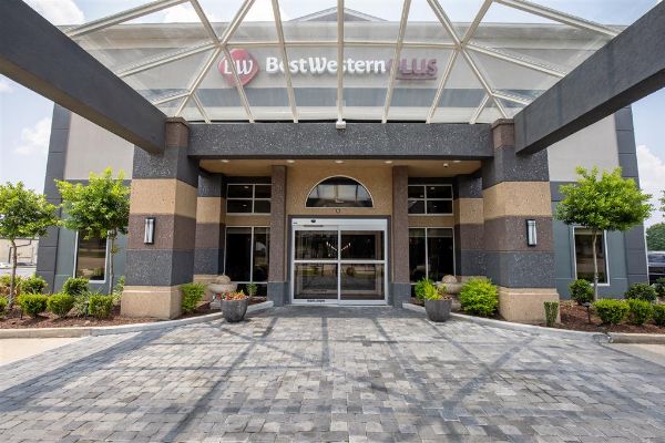 Best Western Plus Vermilion River Inn & Suites - Lafayette, LA