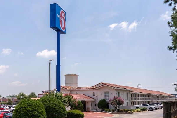 Motel 6 N Little Rock Mccain - Little Rock, AR