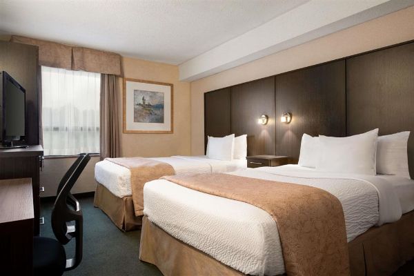 Days Inn By Wyndham Renfrew Conference Centre - Renfrew