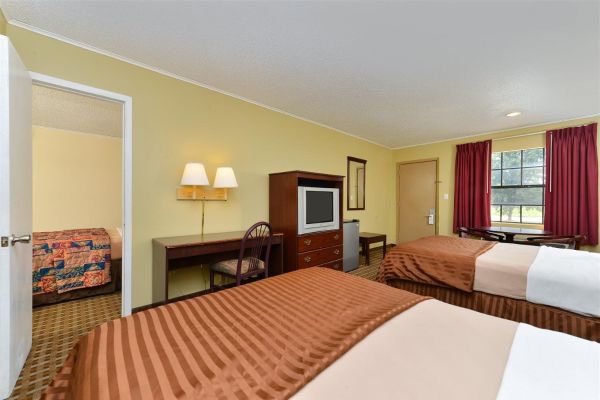 Americas Best Value Inn & Suites Arkadelphia - Arkadelphia