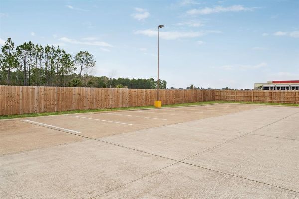 Super 8 By Wyndham Gulfport Airport Nw/near Biloxi - Gulfport, MS